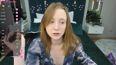 Snapshot of adelina_cowell chatting on January 11, 2:47 pm Adelina online show from January 11, 2:47 pm