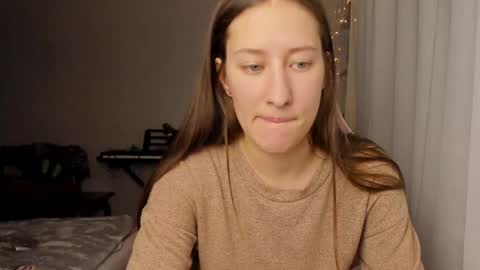 Adell online show from December 25, 10:27 pm