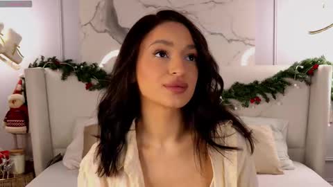 adoracortes online show from January 14, 5:12 am