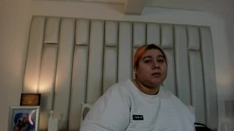 ANDREA PEREZ online show from October 20, 12:30 pm