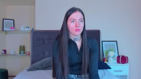 Adriana online show from February 27, 1:11 pm