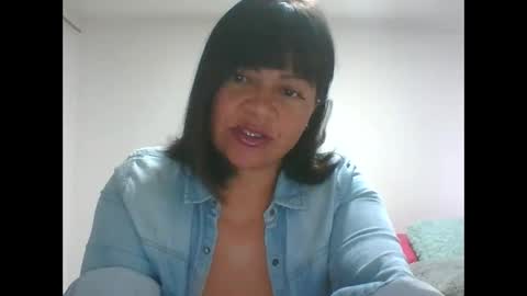 adrianagogo18 online show from November 18, 11:33 am