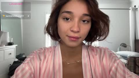 Adrianna  online show from February 28, 5:01 pm