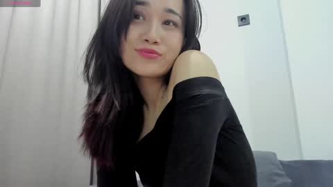 Aenie online show from January 7, 12:52 pm