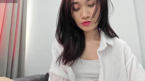 Aenie online show from February 1, 8:39 am