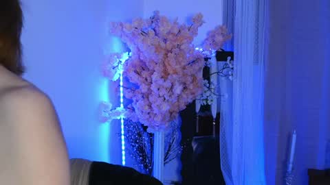 Aelia online show from March 29, 5:23 pm