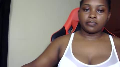 stella online show from April 4, 5:56 pm