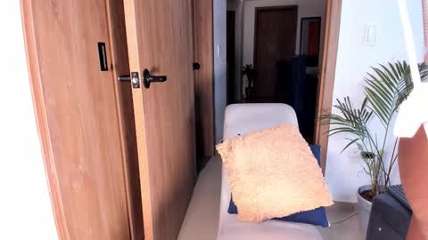 AfroditaRoy online show from November 28, 8:45 pm