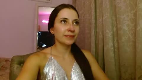 afrodithaa_ online show from March 22, 11:44 pm