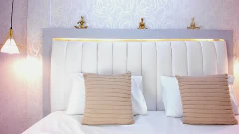 A F R O D I T A  online show from September 13, 12:02 pm