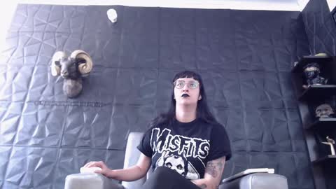 Snapshot of agata_darkness chatting on March 3, 3:59 pm Miss Agata online show from March 3, 3:59 pm
