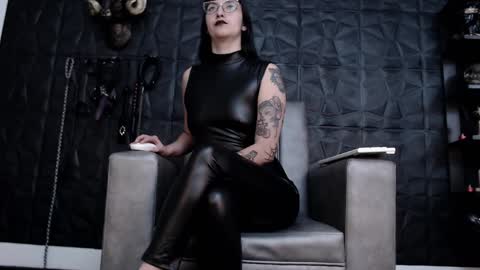 Snapshot of agata_darkness chatting on December 23, 3:44 pm Miss Agata online show from December 23, 3:44 pm