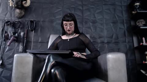 Snapshot of agata_darkness chatting on September 10, 6:19 pm Miss Agata online show from September 10, 6:19 pm