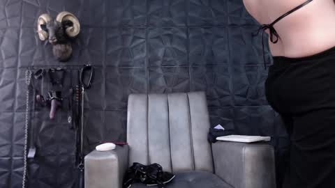 Snapshot of agata_darkness chatting on February 27, 3:15 pm Miss Agata online show from February 27, 3:15 pm