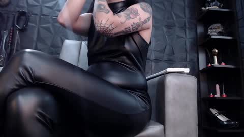 Snapshot of agata_darkness chatting on January 24, 2:51 pm Miss Agata online show from January 24, 2:51 pm