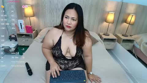 Agata Hernandez online show from May 19, 3:13 am