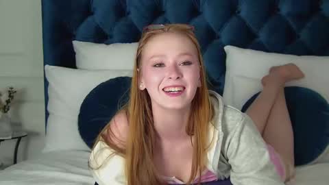 Snapshot of agatafoxley chatting on September 14, 6:11 am AgataFoxley online show from September 14, 6:11 am