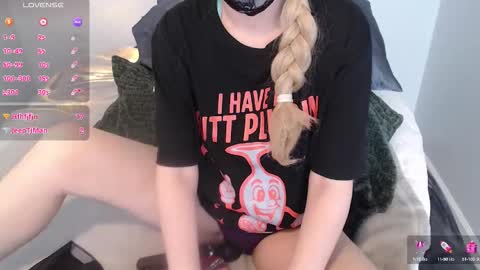 Agatha online show from March 26, 3:36 pm