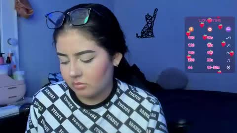 Cat online show from September 12, 5:30 am