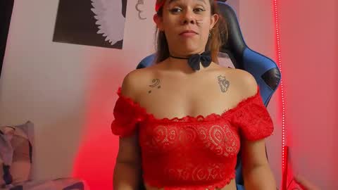 agatha_walter_ online show from October 8, 11:31 pm