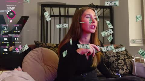 Agelina Lilly Laura online show from November 18, 6:42 pm