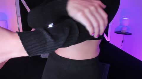 Ahmara  online show from January 24, 11:37 am