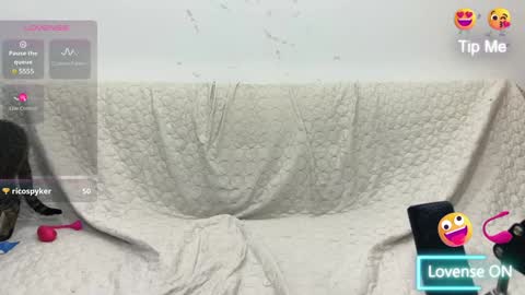 AHSLEY online show from January 27, 11:11 pm