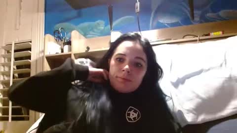 Kat online show from March 25, 2:39 am