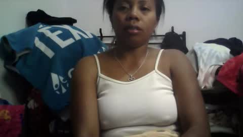 Aicha boobs online show from May 20, 6:49 pm