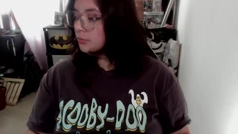 Catalina online show from February 11, 3:57 pm