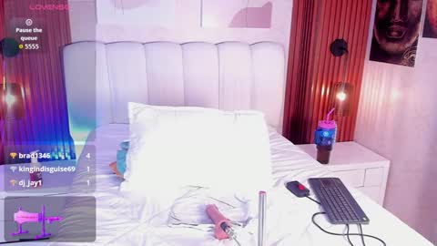   online show from February 7, 7:23 am