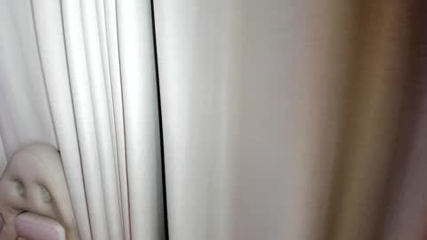   online show from December 23, 1:53 am