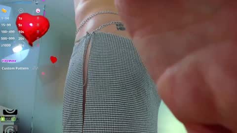 Allie  online show from February 28, 10:25 am