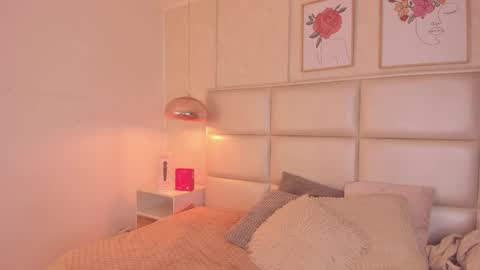 Aily Yozuko online show from April 14, 2:33 am