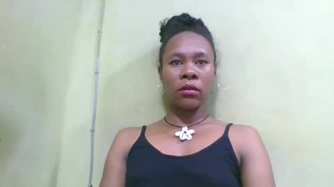 aimee982179 online show from May 2, 2:37 am