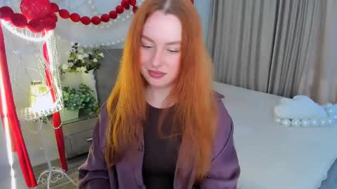 Louise online show from May 27, 4:20 am