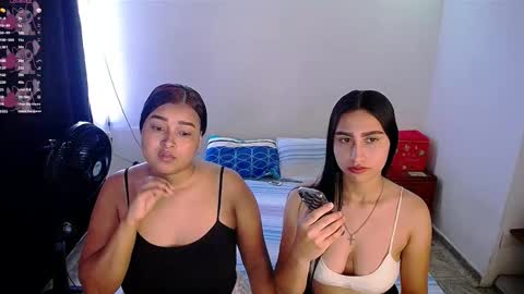 aisha_stacey0410 online show from October 30, 4:52 pm