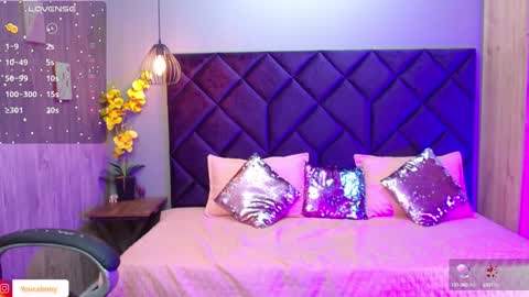 Aisha Violet online show from December 8, 8:04 pm