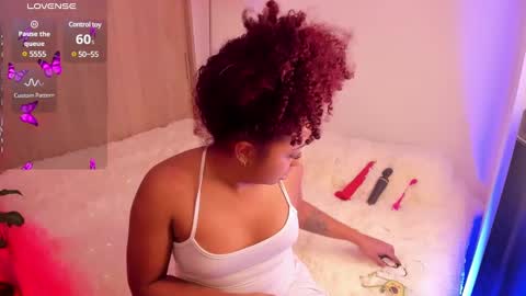 Aisha online show from March 11, 12:44 am