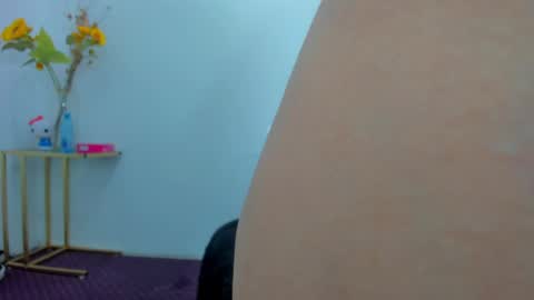 Aisha online show from March 27, 4:58 am