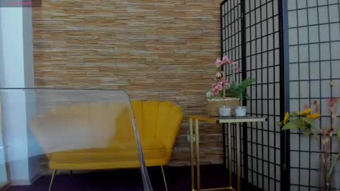 Aisha online show from September 12, 4:13 am