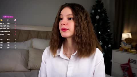 Snapshot of aislyfarran chatting on January 8, 1:11 am Aliza online show from January 8, 1:11 am