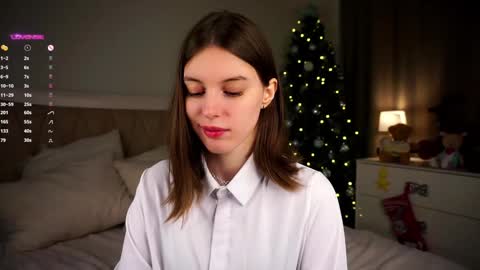 Snapshot of aislyfarran chatting on December 27, 1:11 am Aliza online show from December 27, 1:11 am