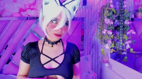 akane hikari  online show from October 11, 8:19 am