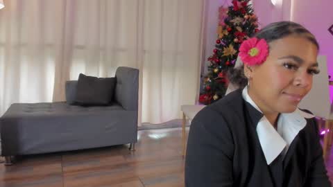 Akenda online show from December 19, 3:04 pm