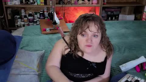 Natalie online show from November 11, 6:53 am