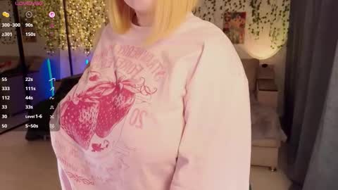 Aki online show from October 8, 5:17 pm