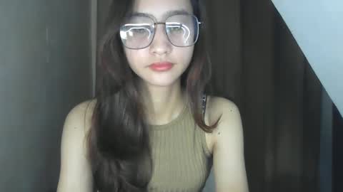Snapshot of akira_z101 chatting on February 11, 1:41 pm akira_z101 online show from February 11, 1:41 pm