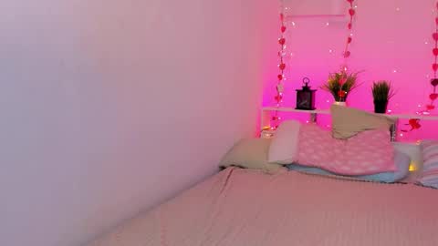  Akira please help me get my first 50 thumps up online show from September 12, 9:11 pm