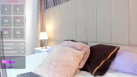 alahia_hank online show from October 18, 8:32 pm